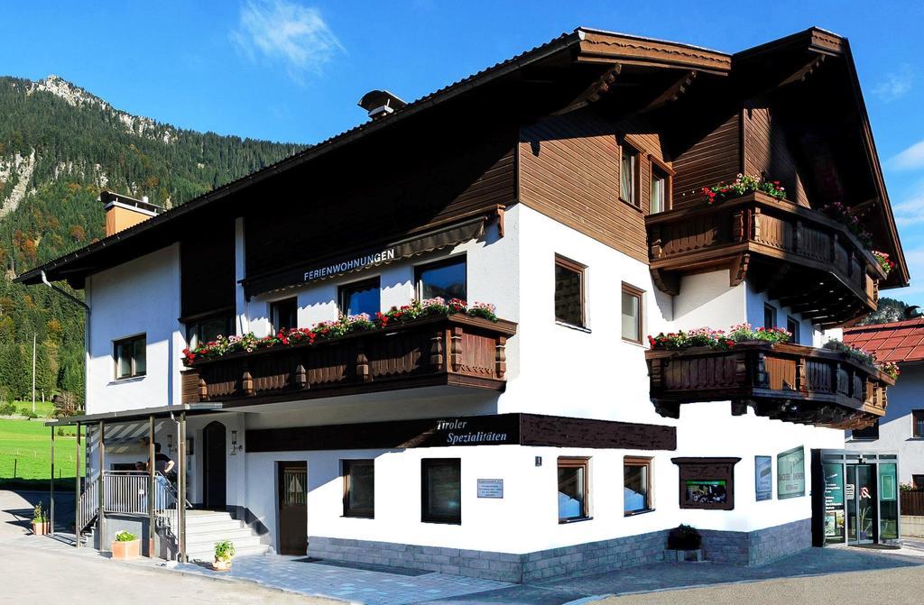 Haus Gebhard Apartment Reutte Exterior foto